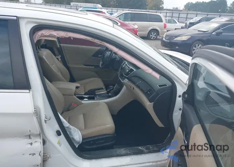 2015 Honda Accord Ex-L z USA, uszkodzony, nr VIN 1HGCR2F87FA060650